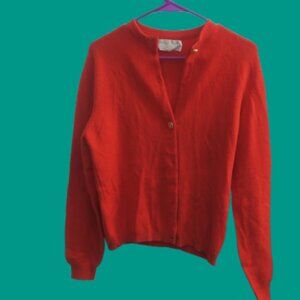 Archie Brown & Son of Bermuda vintage cashmere and lambswool Christmas button 36